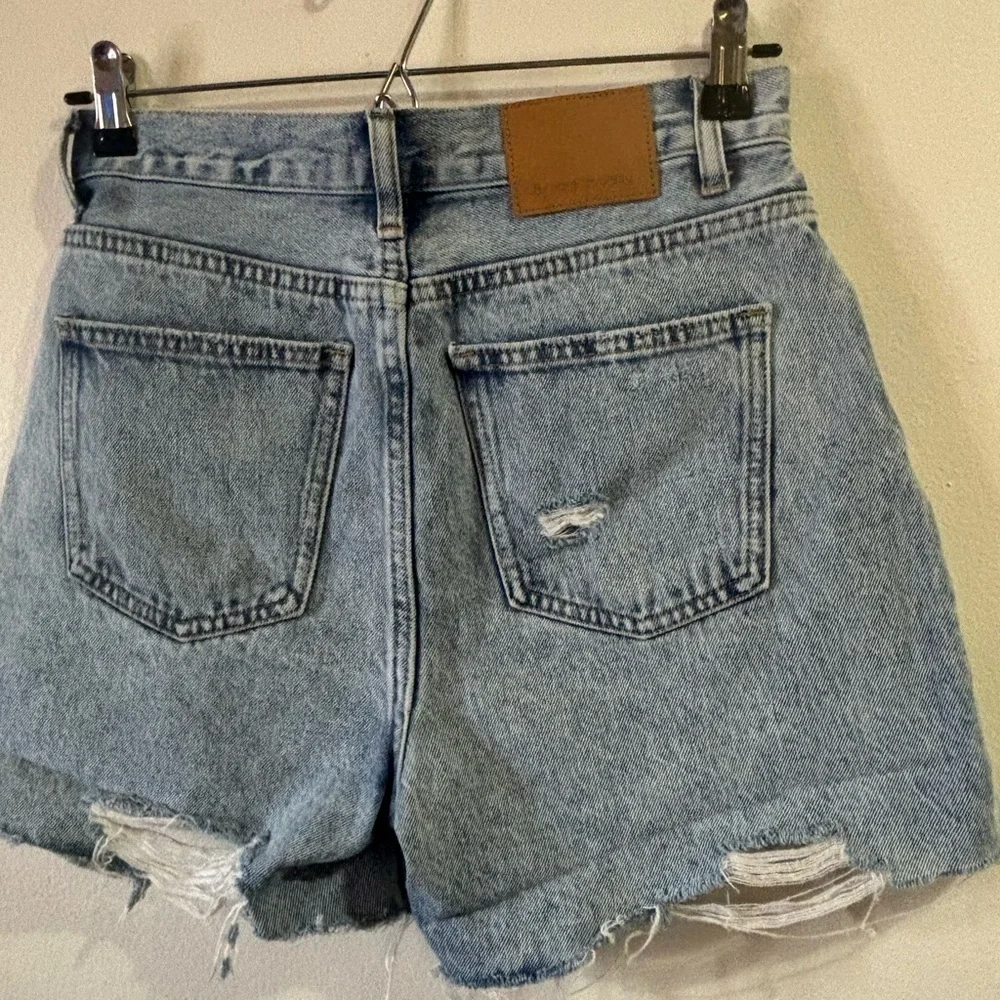 Blue Women's Jeans - Picture 3 of 4